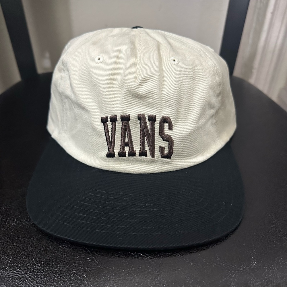Vans strapback hat. Not a snapback